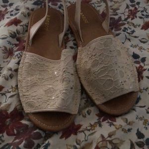 Cute huaraches , sandals